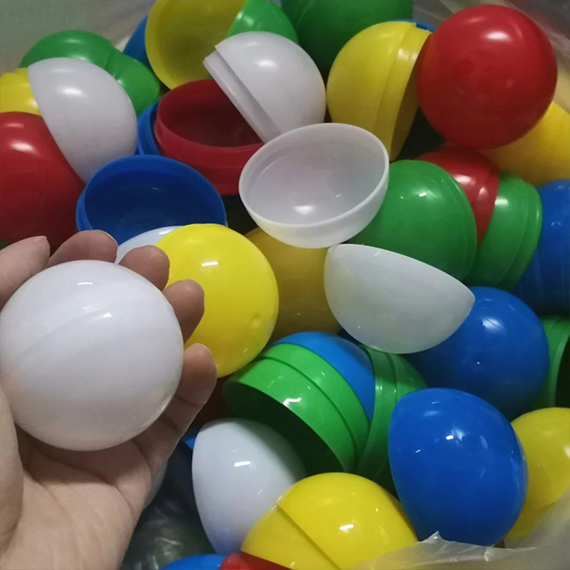 28-50mm Openable Plastic Capsu - огляд і ціна Open Vending Machine